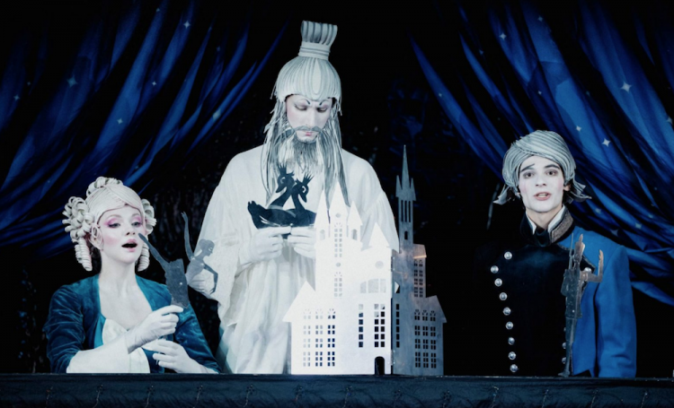 Зимние спектакли, которые стоит посмотреть в театре с детьми