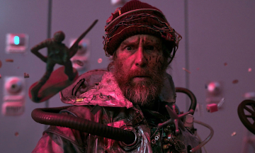 «Удачи, веселья, не сдохни»: Бомж с машиной времени против ИИ