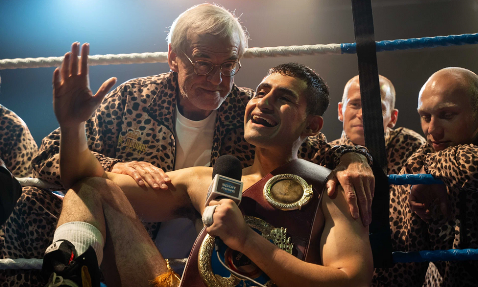 «Гигант»: Порхай как бабочка, жаль, что не Рокки