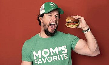 Как актеры рекламируют свой бизнес