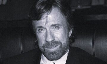 Умер Чак Норрис