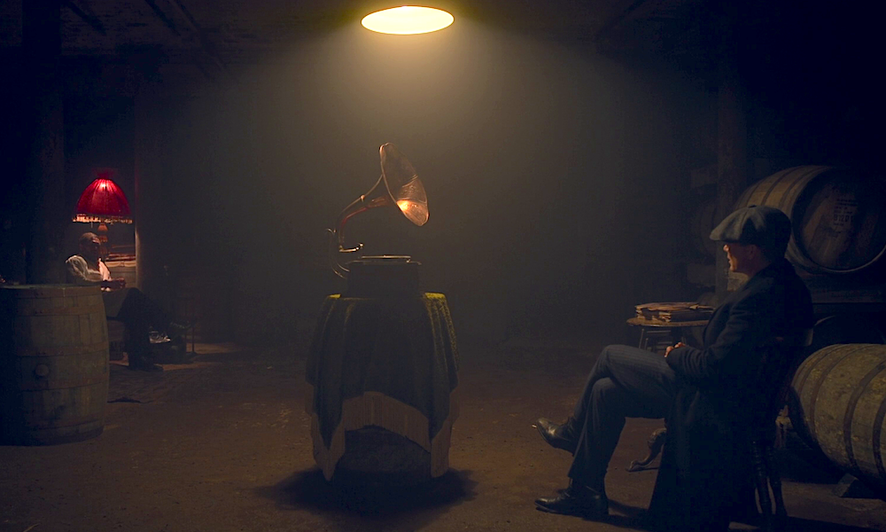 «Острые козырьки»