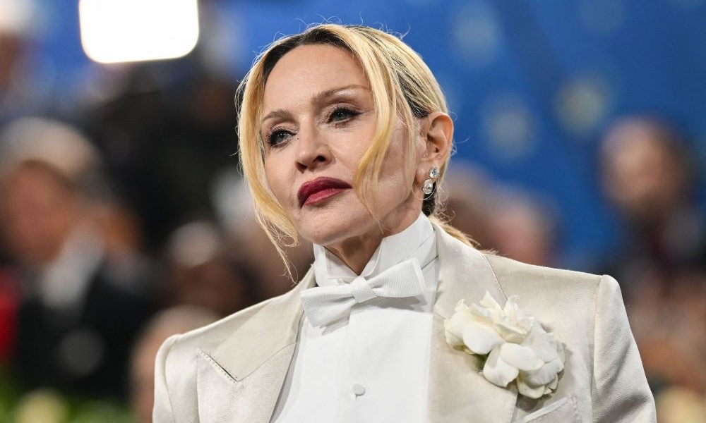 Зачем Мадонна зашла в «Киностудию»