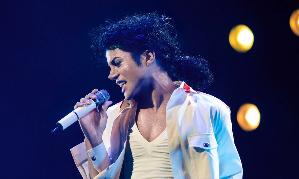 «Майкл» бьет рекорды по сборам