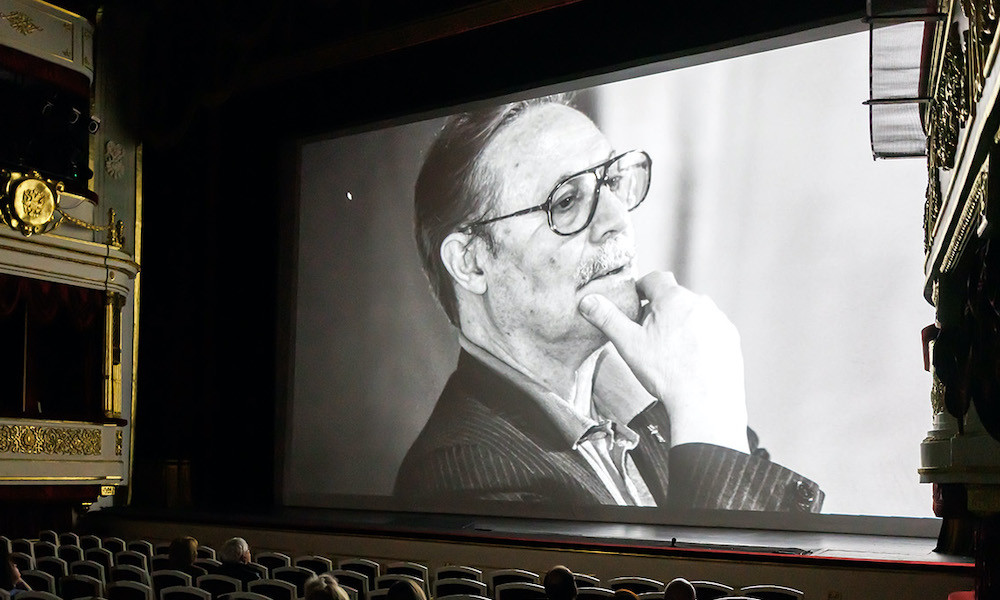 В Малом театре состоялась премьера фильма «Юрий Соломин. Служение»