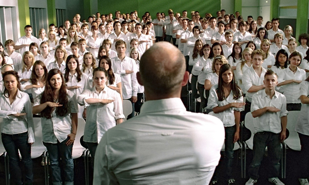 «Эксперимент 2: Волна» (2008)