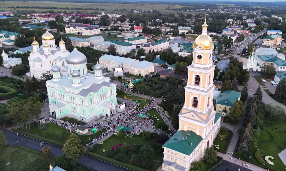 «Ушаковы прославляют Россию»